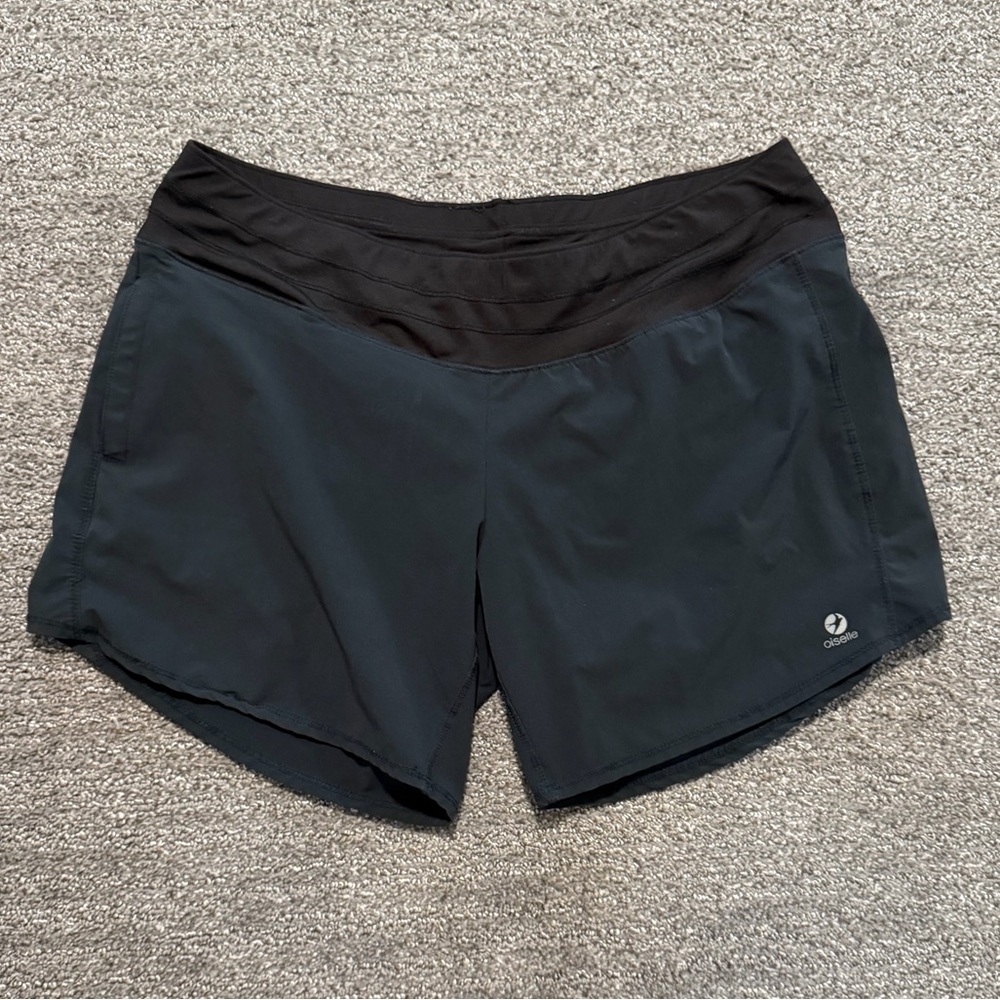 Oiselle Long Roga Shorts Black Sz 8